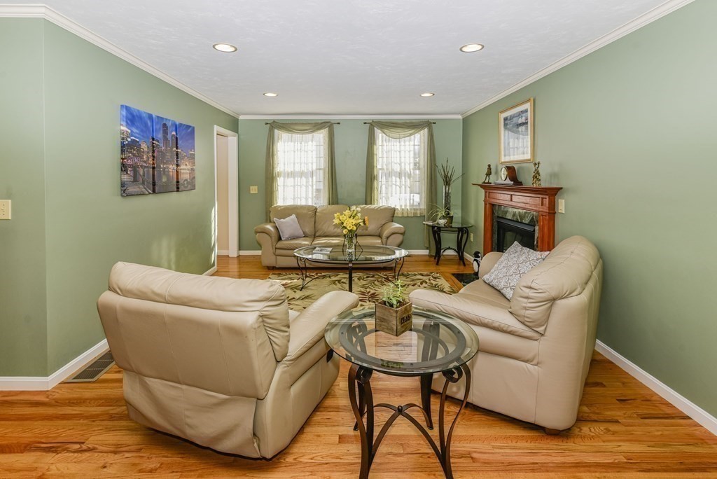 25 Azalea Circle Dedham, MA 02026 - Photo 7 of 41