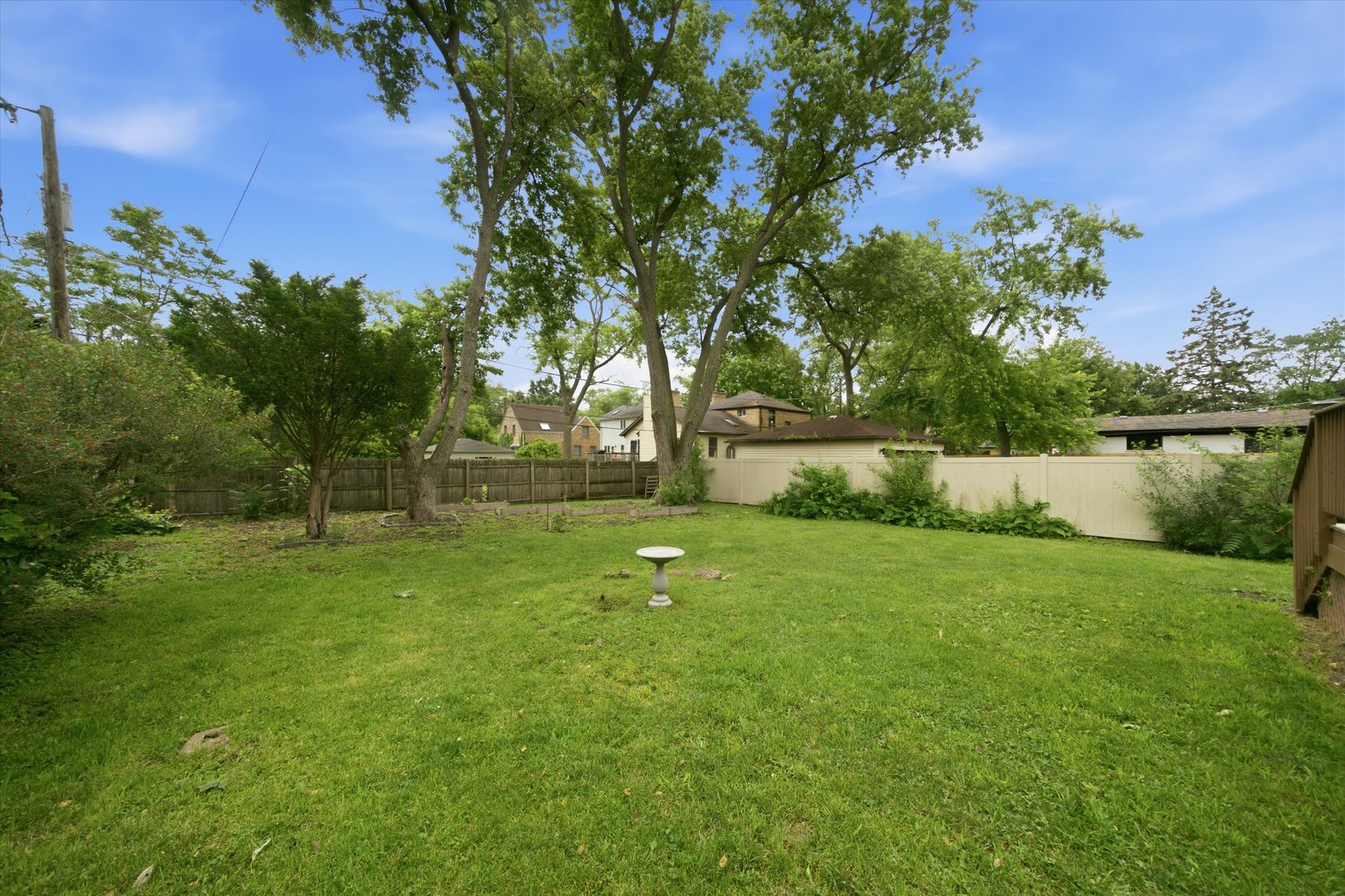 389 South Westgate Road Des Plaines, IL 60016 - Photo 27 of 44
