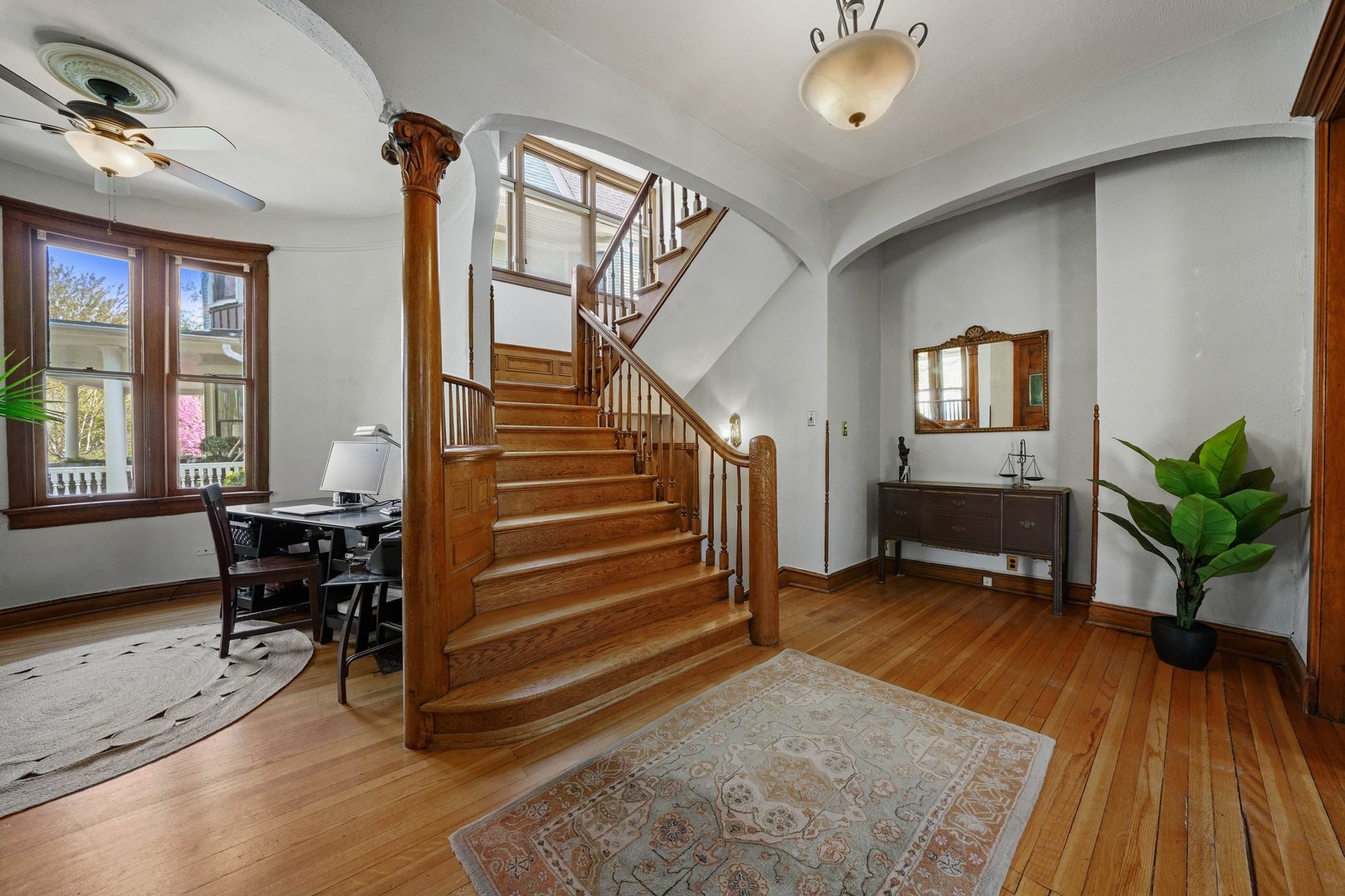 41 Longcommon Road Riverside, IL 60546 - Photo 5 of 33 a view of a livingroom with furniture and hardwood floor