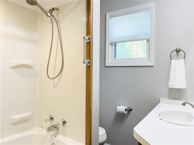 2017 Marsac Street Bay City, MI 48708 - Photo 7 of 15