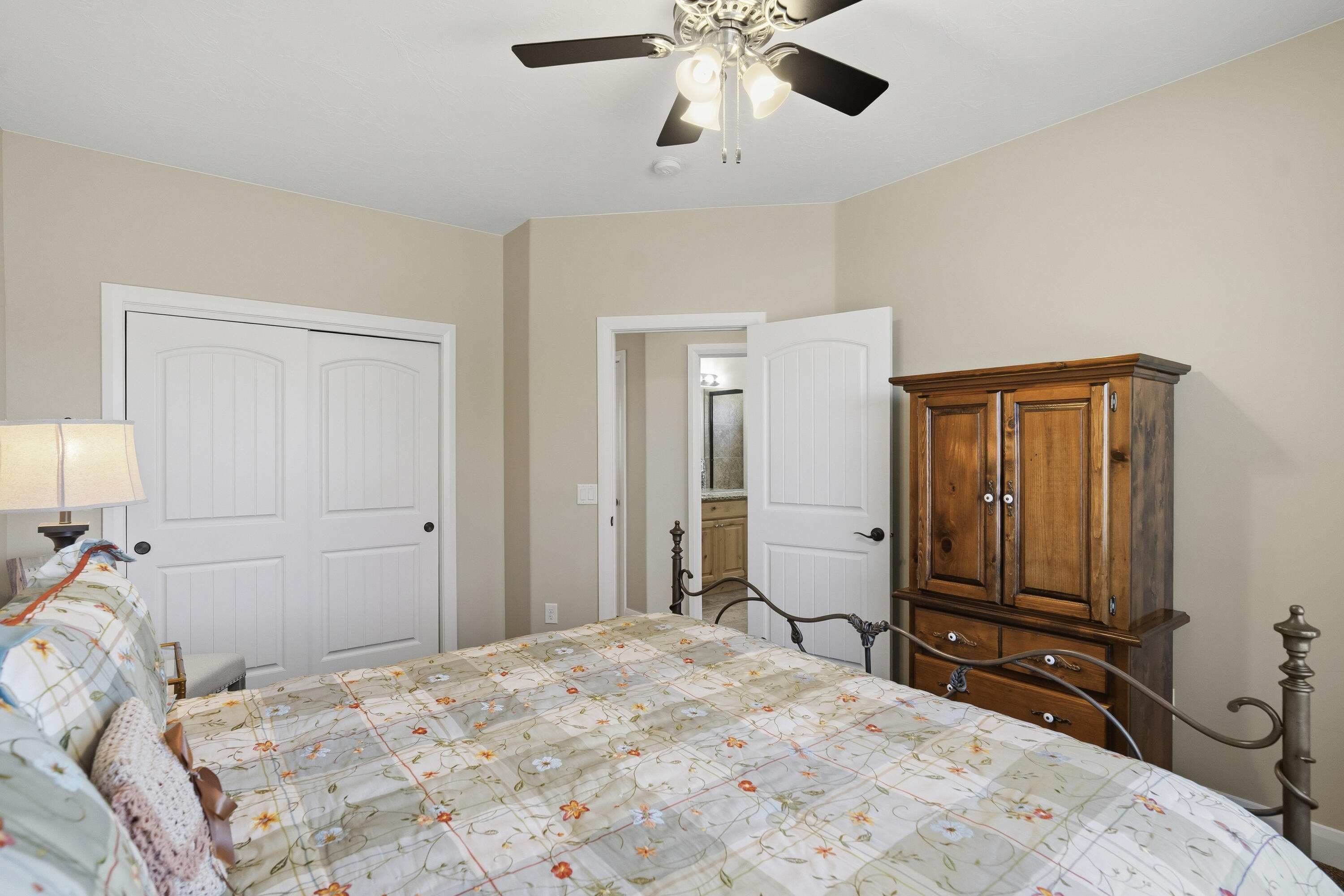 260 North 1240 West St. George, UT 84770 - Photo 24 of 32 DSC04412