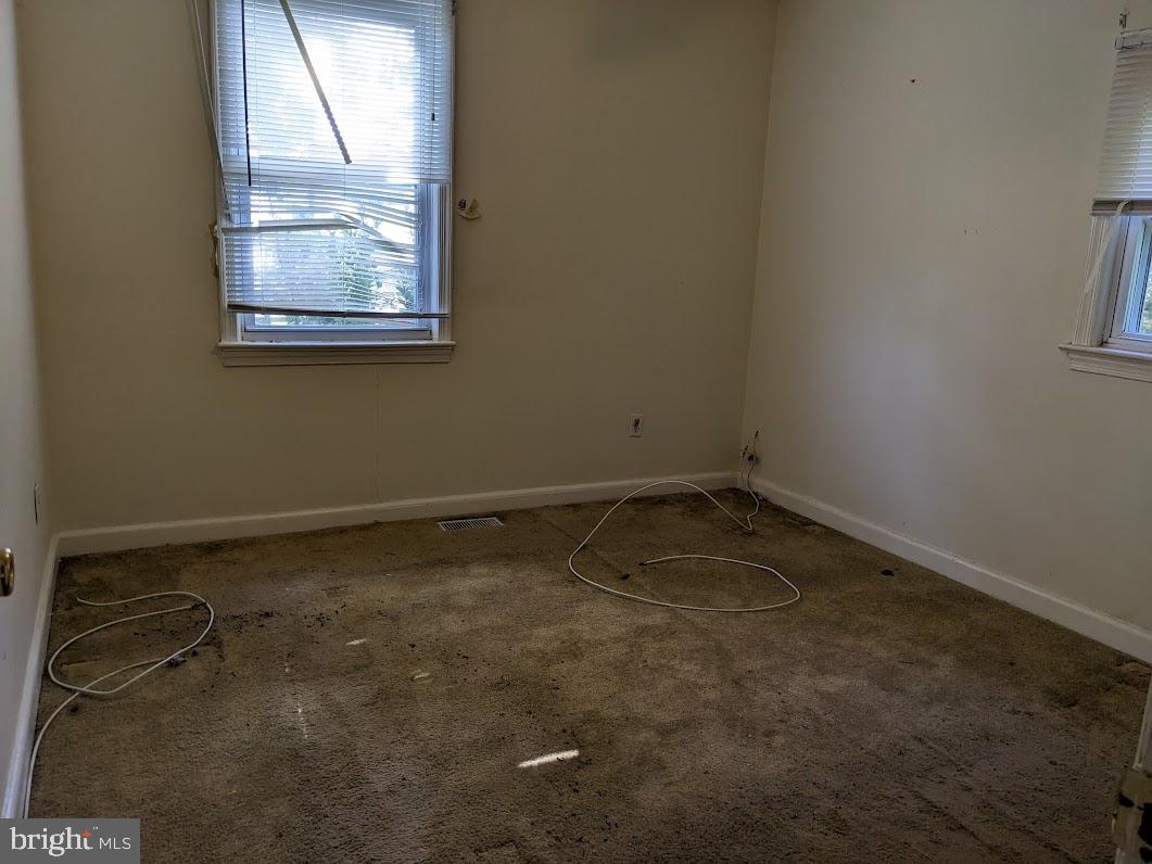 11160 Tippett Road Clinton, MD 20735 - Photo 8 of 10