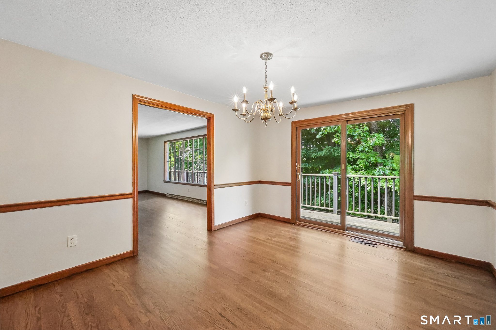 439 Brewster Road Bristol, CT 06010 - Photo 13 of 40