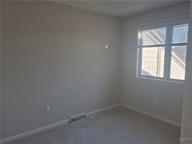 $2,450 | 331 Summerhaven Drive North, Manlius, NY 13057