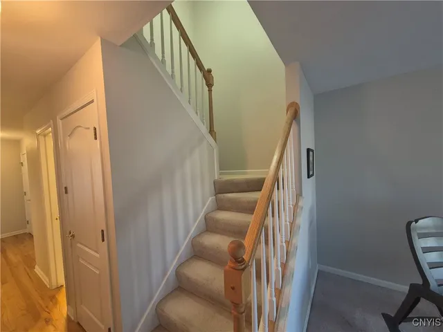 $2,450 | 331 Summerhaven Drive North, Manlius, NY 13057