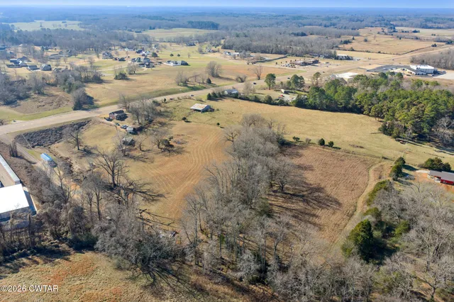 a view of a yard with an outdoor space
