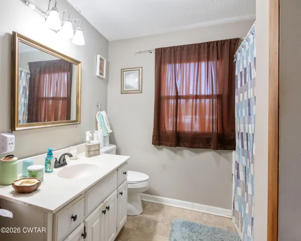 $325,000 | 9861 Highway 412, Lexington, TN 38351