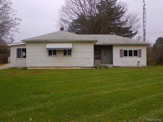5406 North Center Road Flint, MI 48506 - Photo 1 of 8 IMG-20121029-13880.jpg