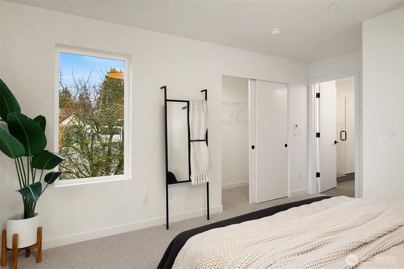 217 Northeast 75th Street Seattle, WA 98115 - Photo 21 of 24