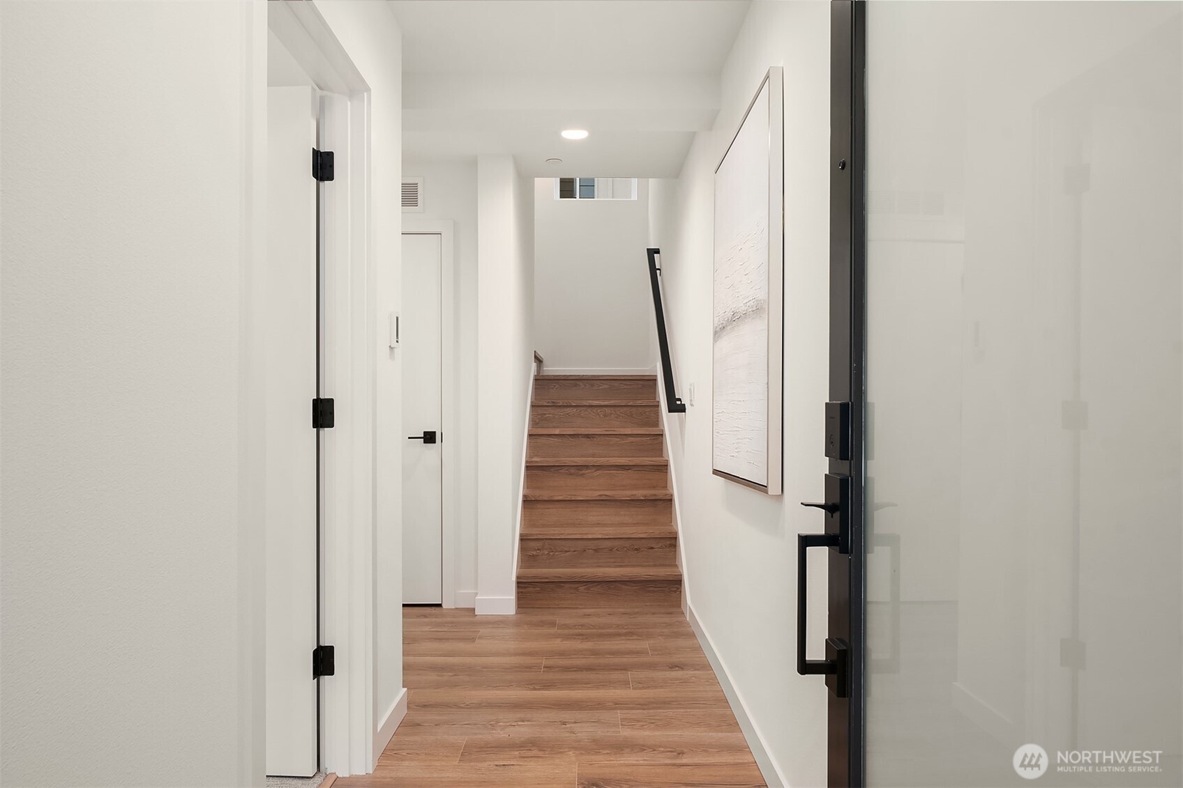 217 Northeast 75th Street Seattle, WA 98115 - Photo 4 of 24