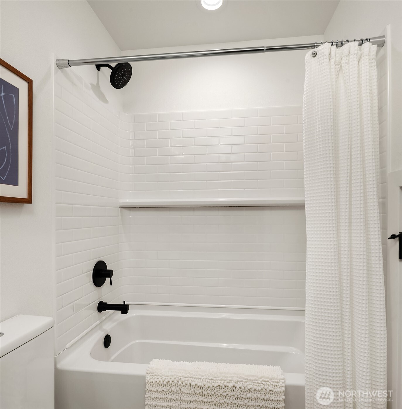 217 Northeast 75th Street Seattle, WA 98115 - Photo 7 of 24