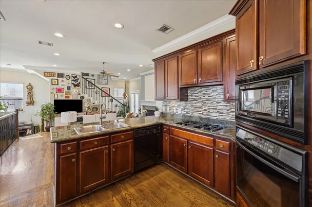 $389,000 | 2207 Austin Street, Houston, TX 77002