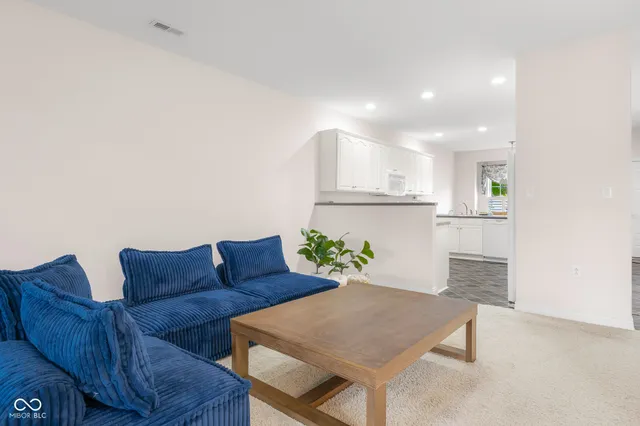 $369,000 | 5157 Marco Drive, Columbus, IN 47203