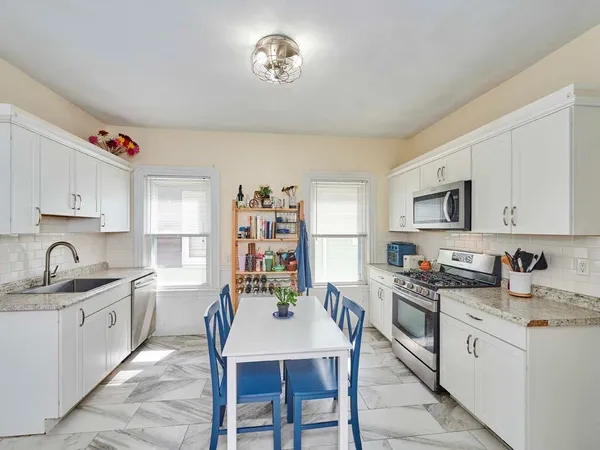 $3,350 | 48 Wordsworth Street, Unit 1, Boston, MA 02128