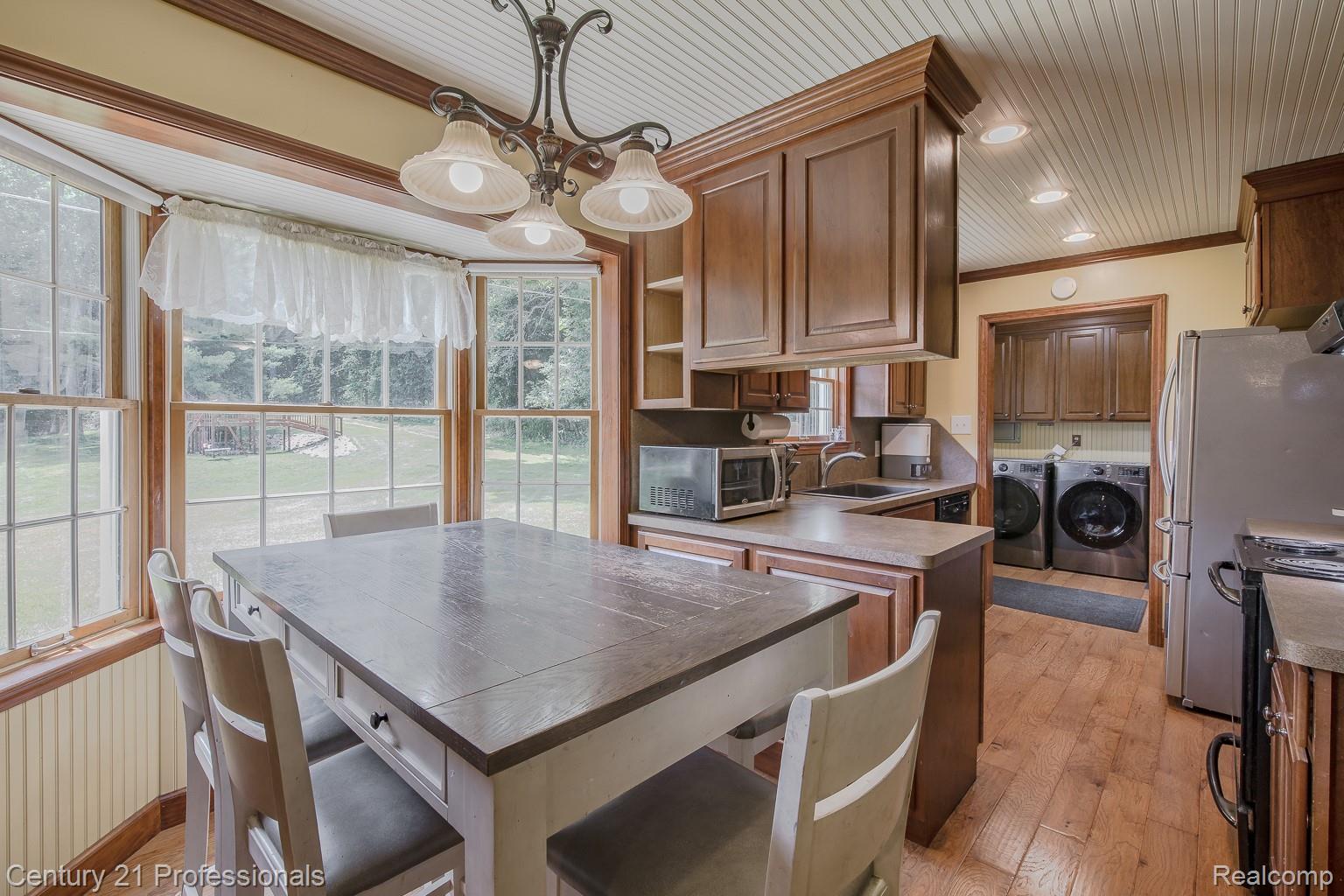 1790 Kent Road Ortonville, MI 48462 - Photo 10 of 64 1790 Kent Rd-24.jpg