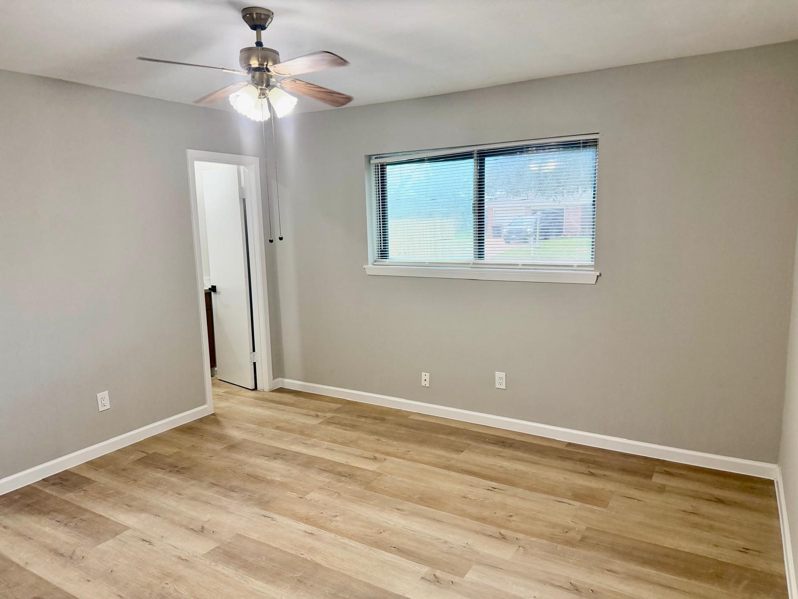 620 Circle Way Alvin, TX 77511 - Photo 14 of 22