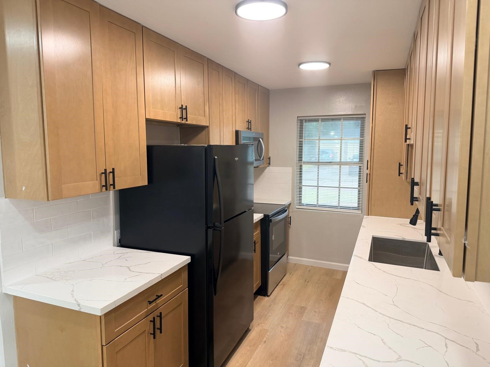 620 Circle Way Alvin, TX 77511 - Photo 7 of 22