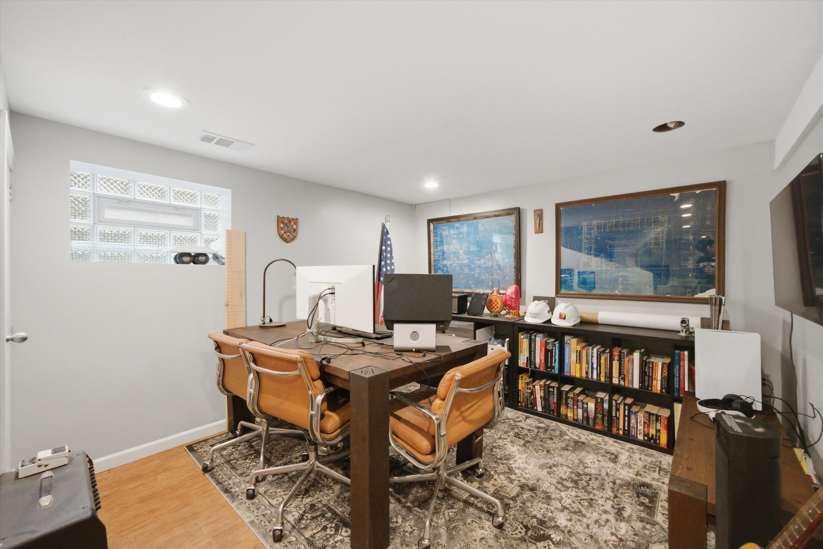 6057 North Tripp Avenue Chicago, IL 60646 - Photo 35 of 45