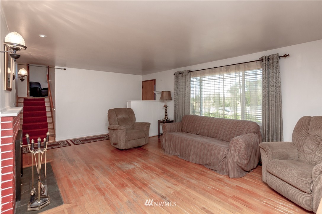 1409 South 27th Street Renton, WA 98055 - Photo 8 of 21