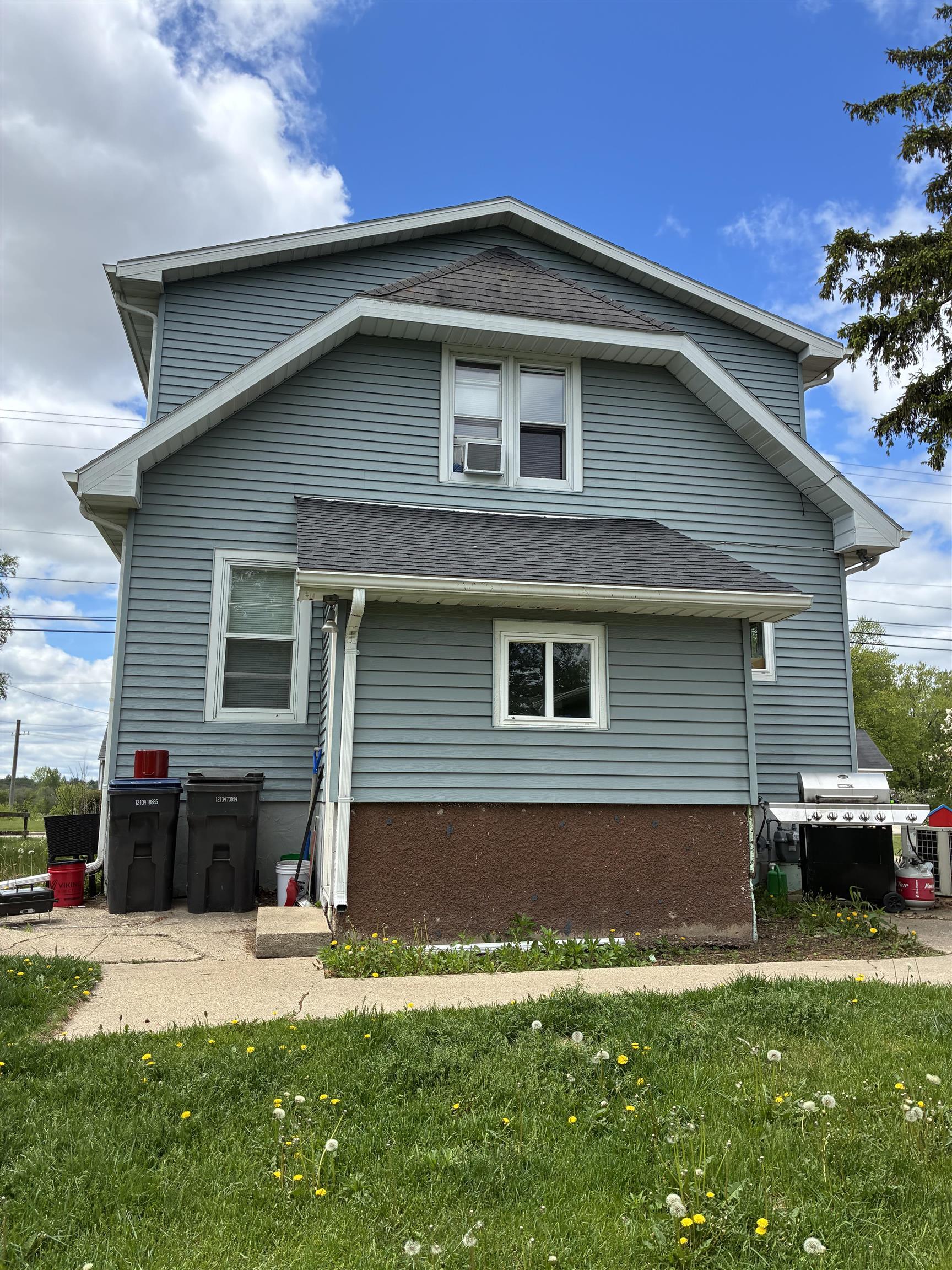 318 Ripon Road Berlin, WI 54923 - Photo 3 of 11