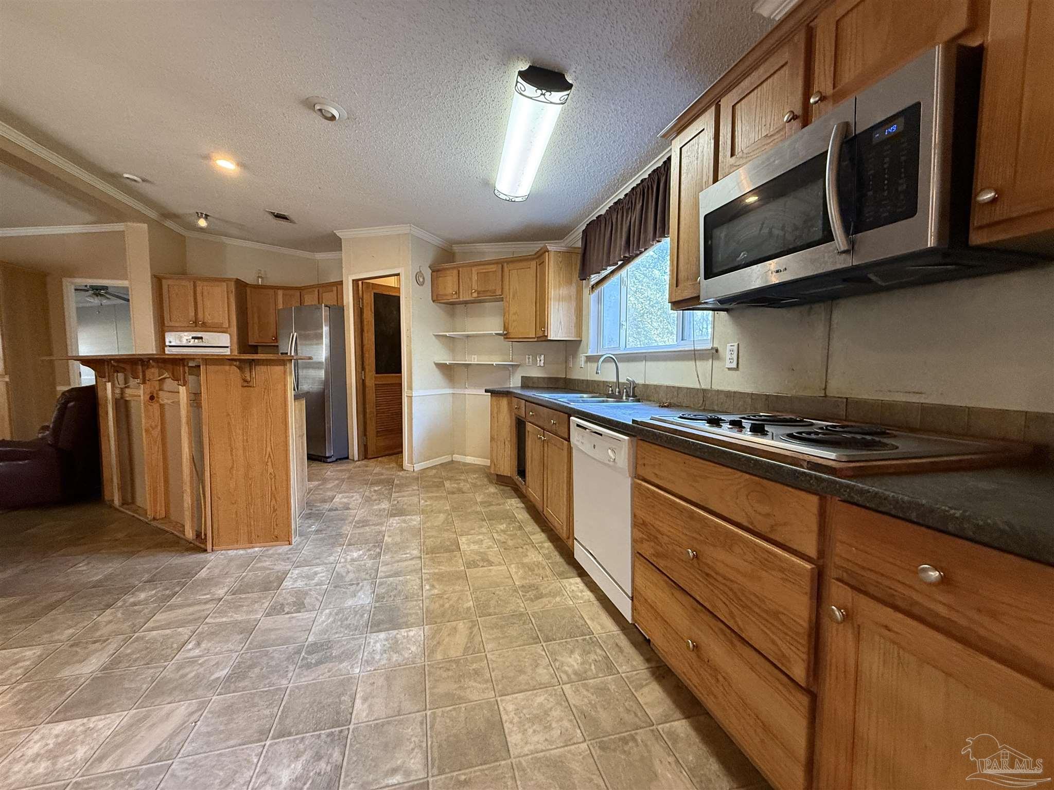 6601 Daniel Griffis Road Jay, FL 32565 - Photo 3 of 46