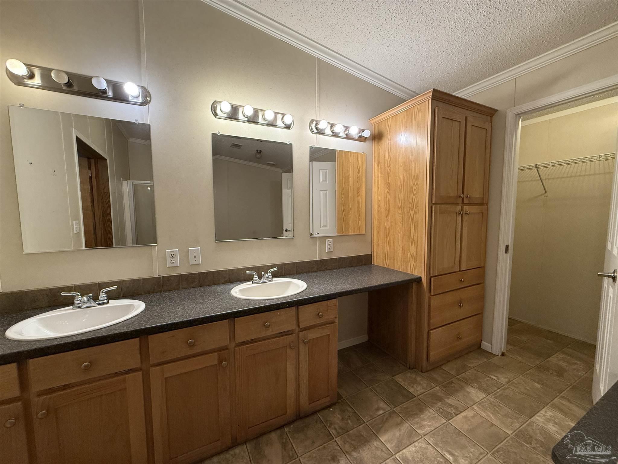6601 Daniel Griffis Road Jay, FL 32565 - Photo 36 of 46