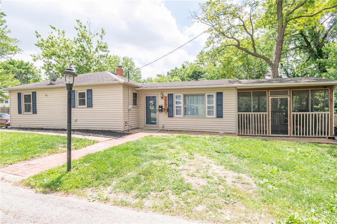 1915 Indiana Court Decatur, IL 62521 - Photo 1 of 20