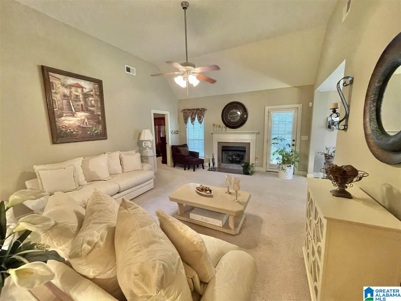 122 Falling Waters Lane Alabaster, AL 35114 - Photo 5 of 14