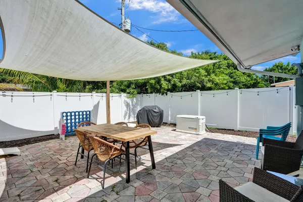 $3,200 | 1433 Northeast 27th Street, Pompano Beach, FL 33064