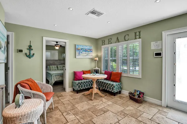 $3,200 | 1433 Northeast 27th Street, Pompano Beach, FL 33064