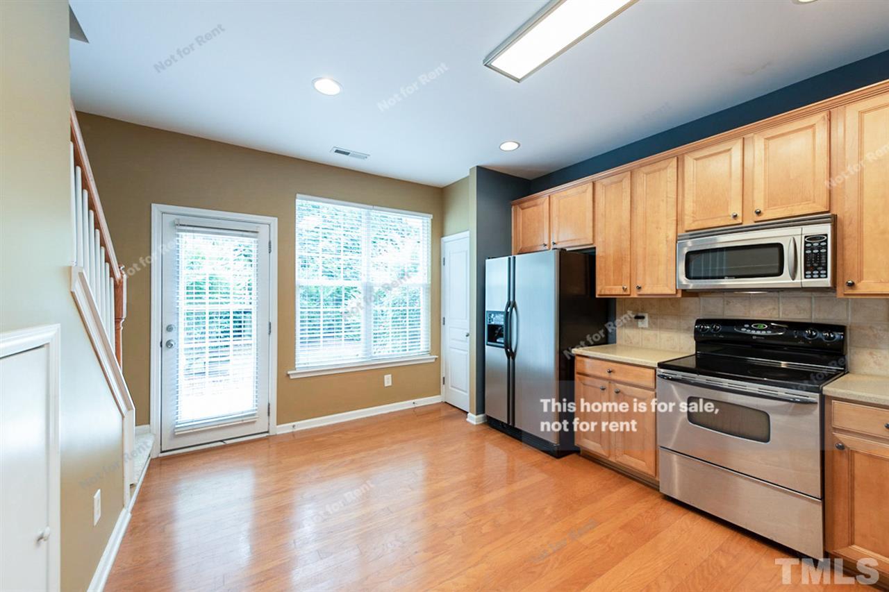 7819 Spungold Street Raleigh, NC 27617 - Photo 7 of 14 Gallery Image 7