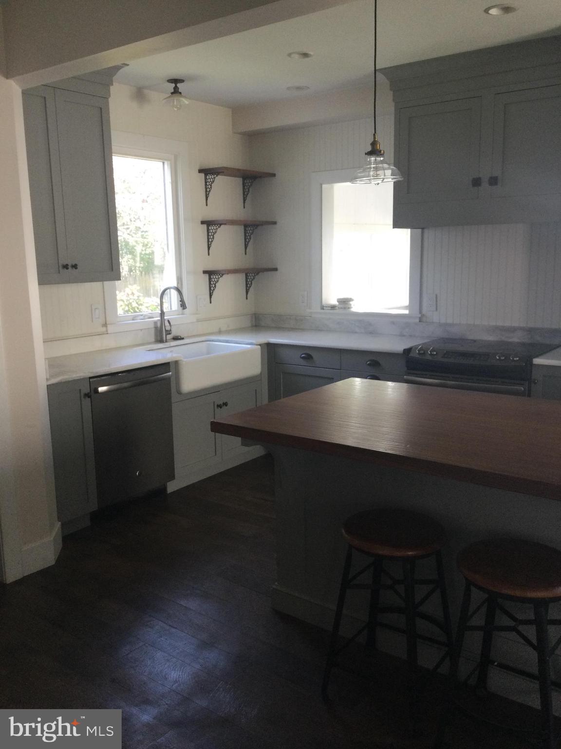 51 Front Street Lititz, PA 17543 - Photo 12 of 31