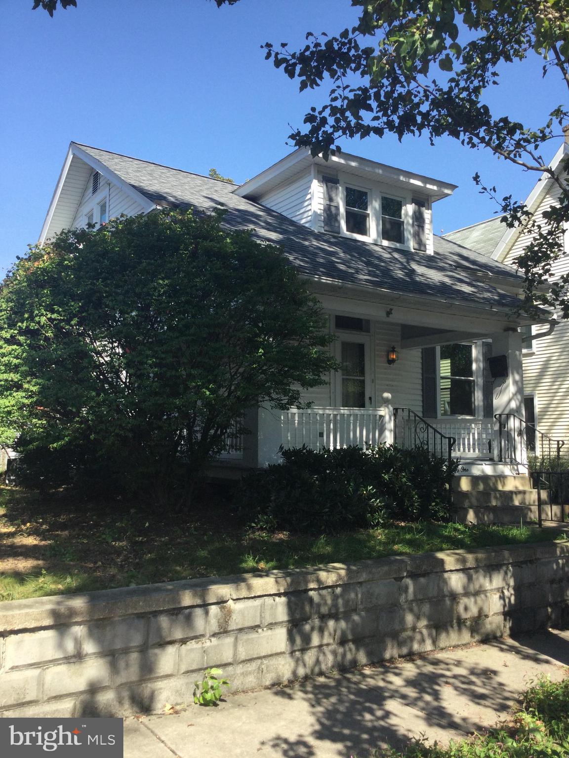 51 Front Street Lititz, PA 17543 - Photo 4 of 31