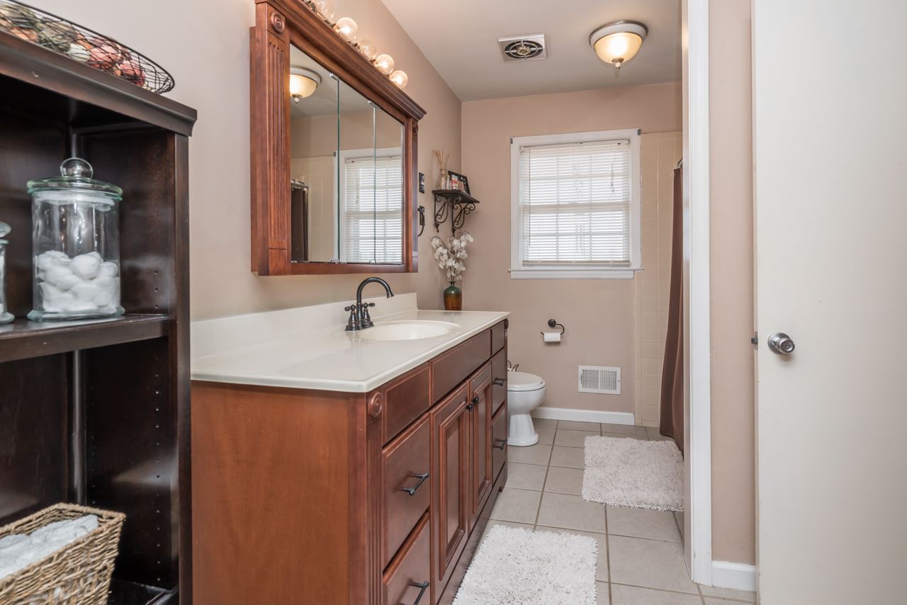 207 Wadsworth Road Spartanburg, SC 29301 - Photo 12 of 19 Gallery Image 12