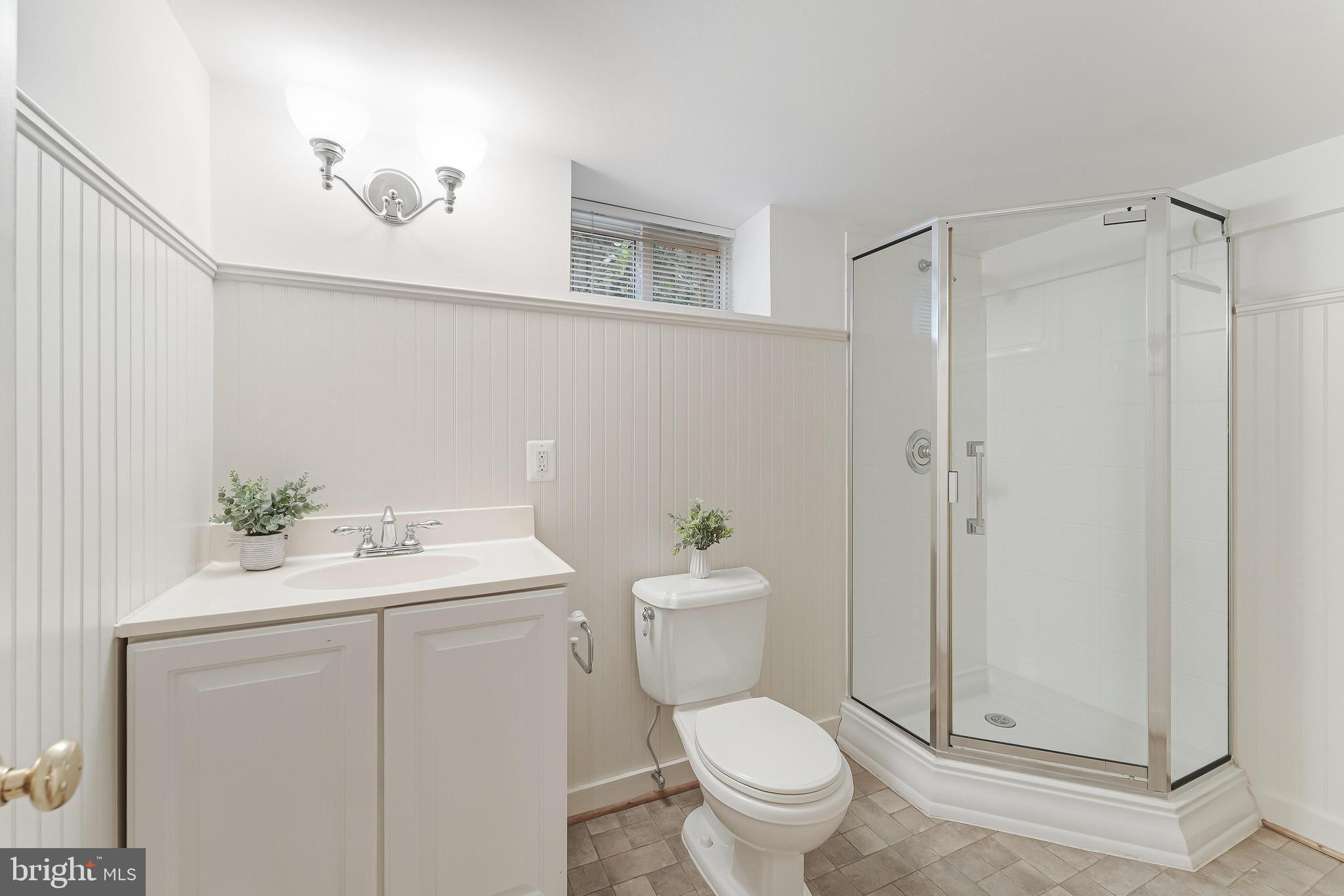 2807 Ridge Rd Drive Alexandria, VA 22302 - Photo 31 of 49 Lower Level Full Bath