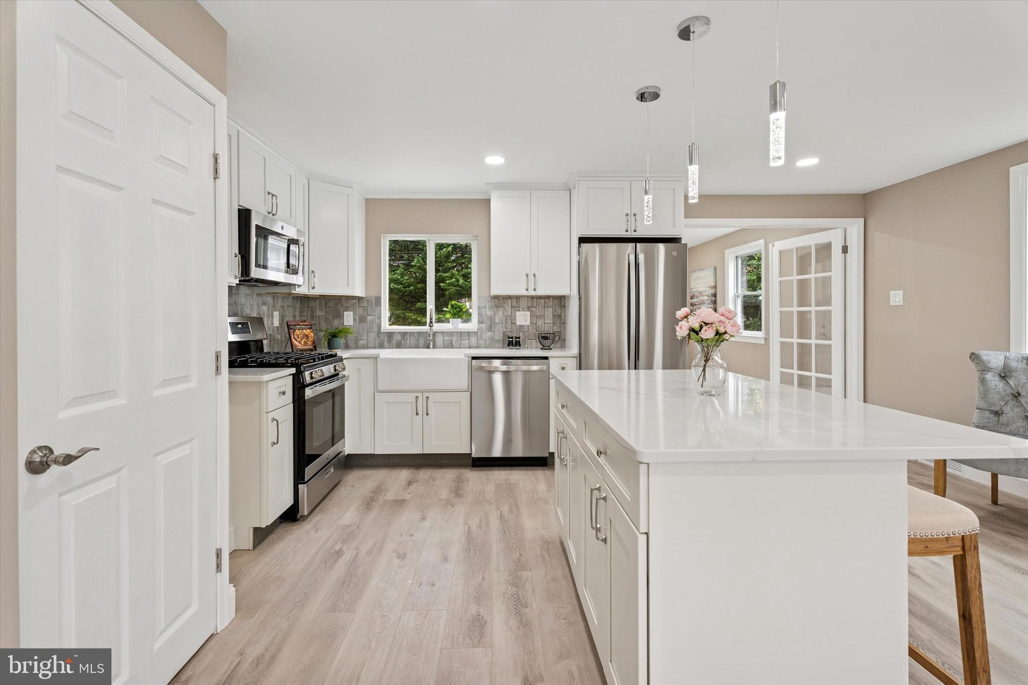 2710 East County Line Road Hatboro, PA 19040 - Photo 4 of 14 Gallery Image 4