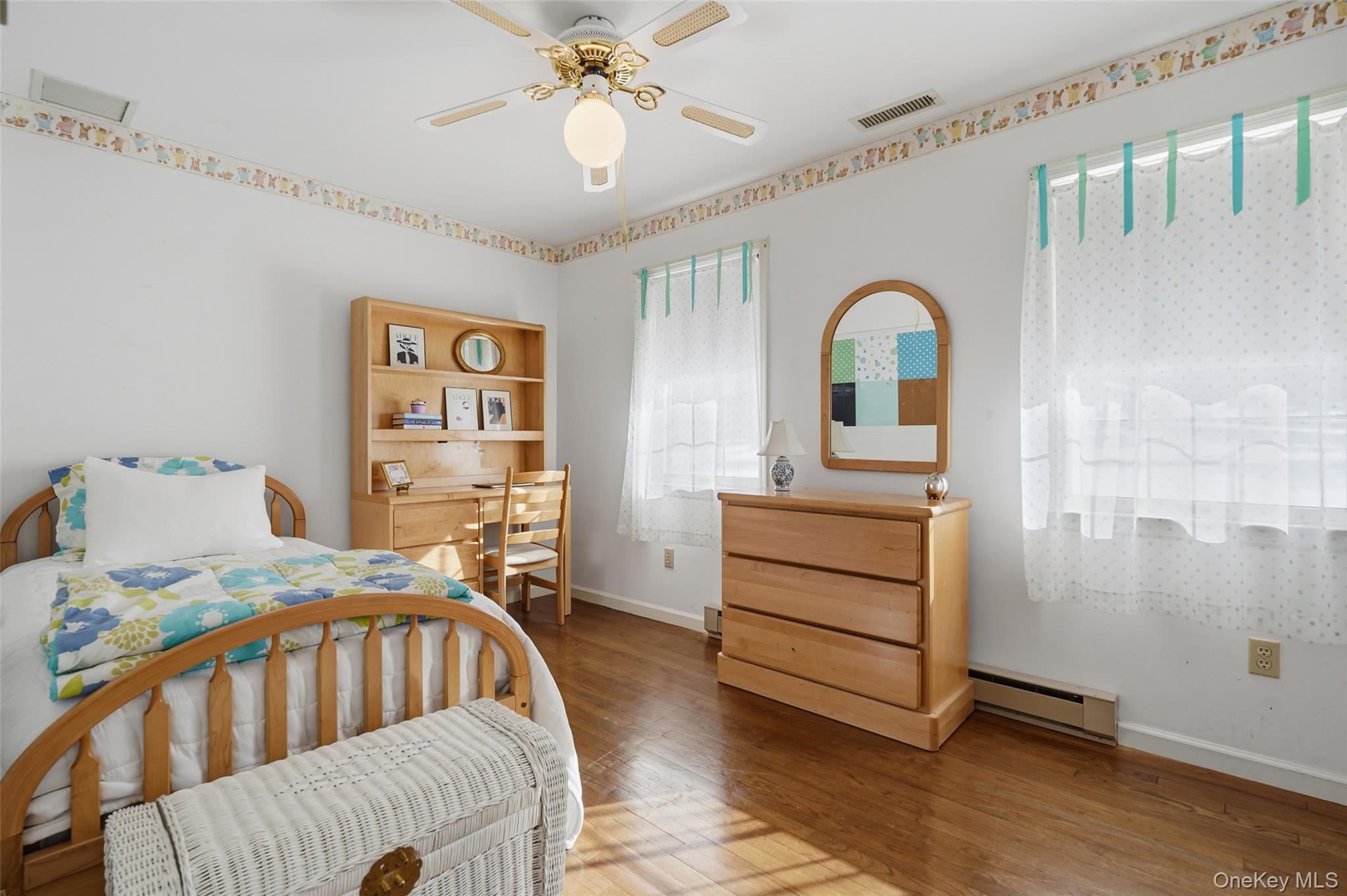 2 Cheyenne Court Katonah, NY 10536 - Photo 13 of 21 Third bedroom...bright and light.