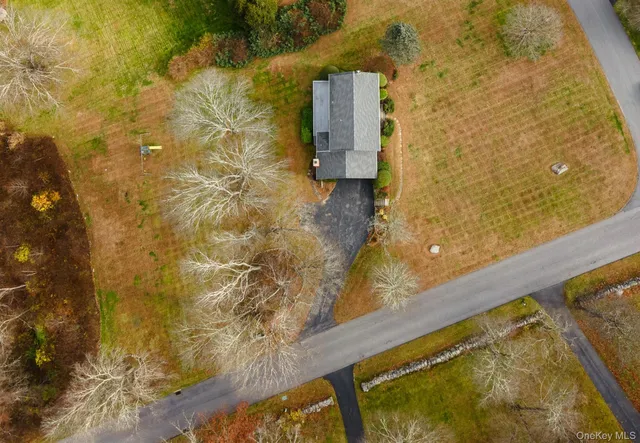 $950,000 | 2 Cheyenne Court, Katonah, NY 10536