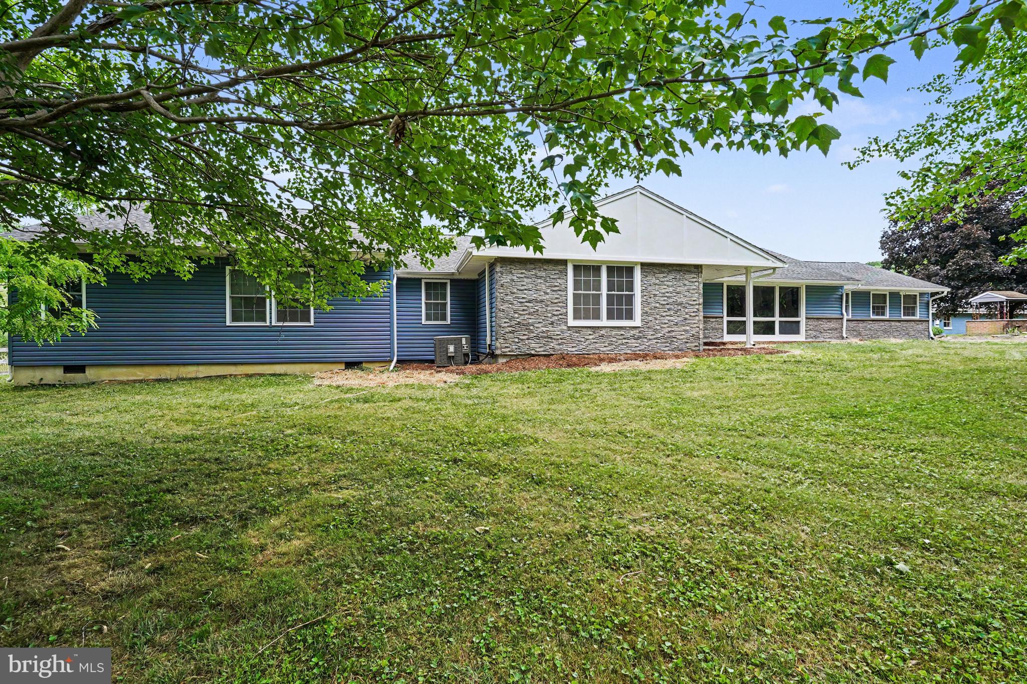 3214 Sandy Hook Road Street, MD 21154 - Photo 5 of 51