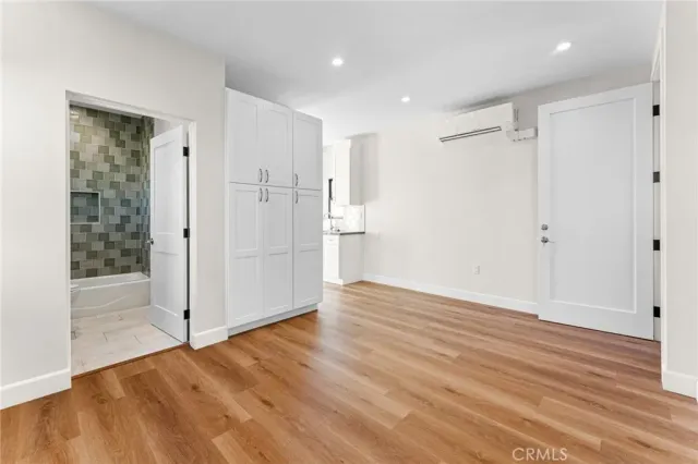 $4,395 | 2430 East 7th Street, Long Beach, CA 90814