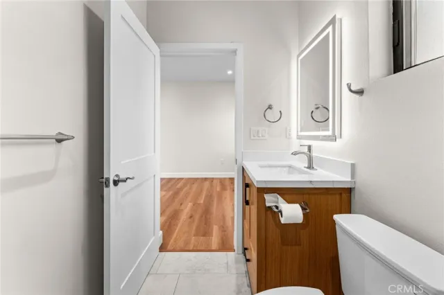 $4,395 | 2430 East 7th Street, Long Beach, CA 90814