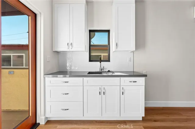 $4,395 | 2430 East 7th Street, Long Beach, CA 90814