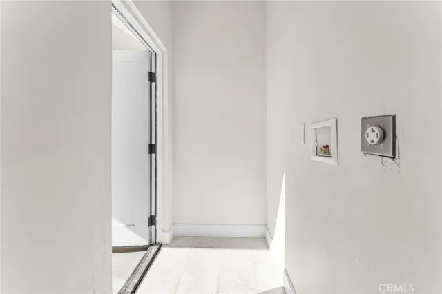 $4,395 | 2430 East 7th Street, Long Beach, CA 90814