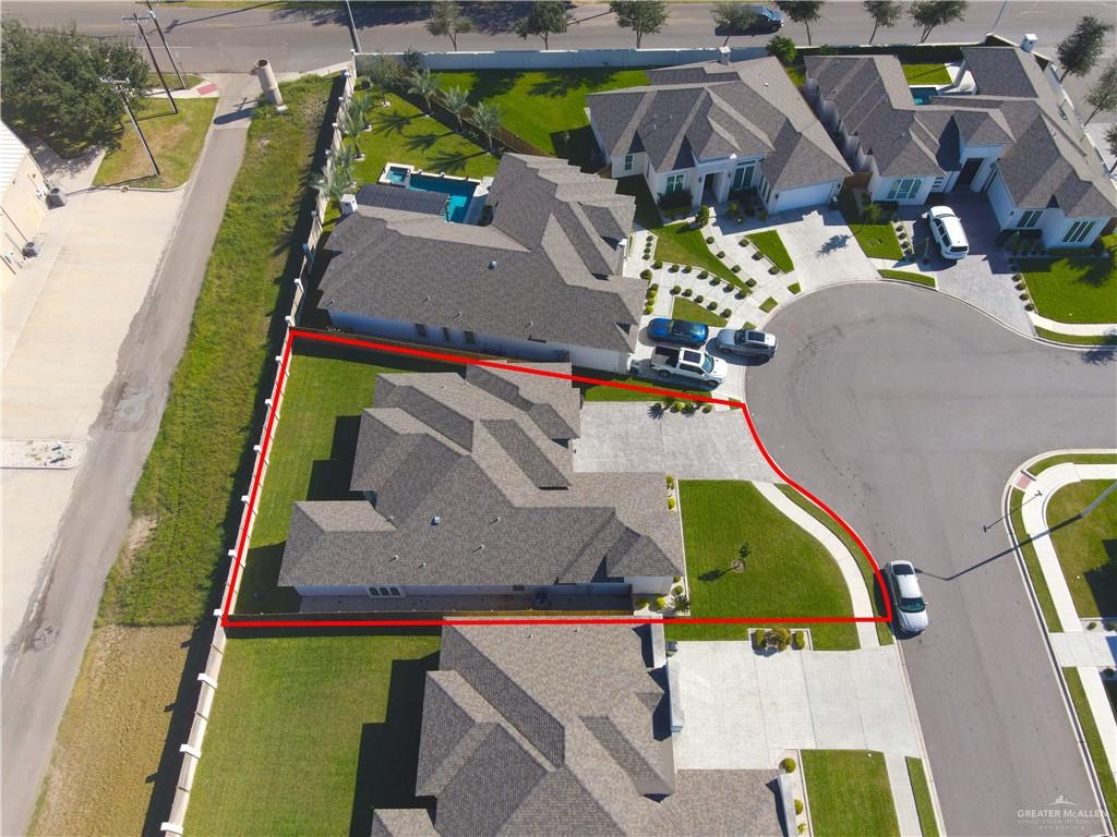 1515 Duke Street Mission, TX 78572 - Photo 30 of 33 an aerial view of a house with a swimming pool