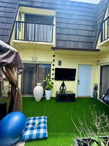 a view of outdoor space yard and patio