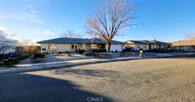 $419,900 | 13422 Nicola Road, Apple Valley, CA 92308