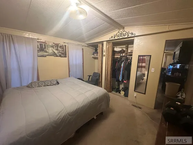 $1,000 | 315 West Oak Street, Unit 9, Shelley, ID 83274