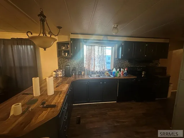 $1,000 | 315 West Oak Street, Unit 9, Shelley, ID 83274