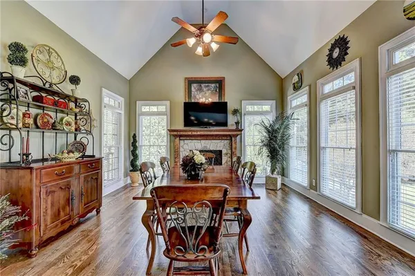 $850,000 | 1805 Silver Oak Drive Southeast, Bethlehem, GA 30620