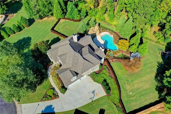 $850,000 | 1805 Silver Oak Drive Southeast, Bethlehem, GA 30620